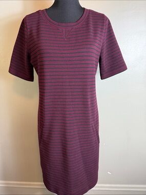 Lou & Grey Striped Short Sleeve Shift Dress in Burgundy and Black Sz M